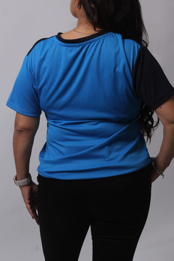 Cuello V Dry Fit Dama - Image 3